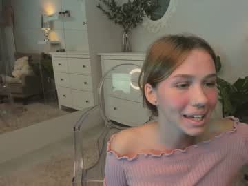 webcam girl lila_kik live cam image #3363138