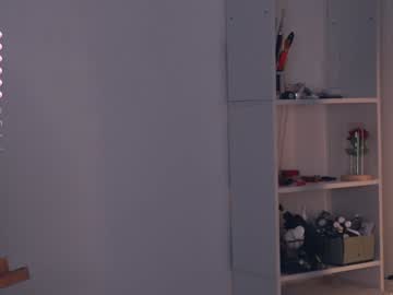 webcam girl dance_kuduro live cam image #9600974