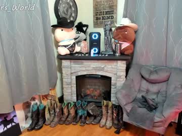 webcam girl murbears_world live cam image #3184442