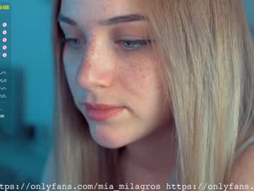 webcam girl mia_milagros live cam image #791041