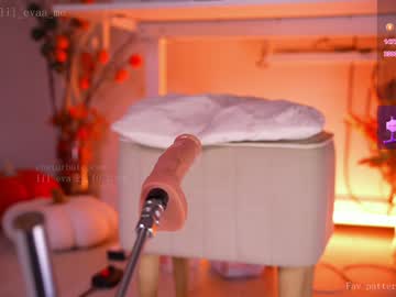 webcam girl lil_eva live cam image #10868151