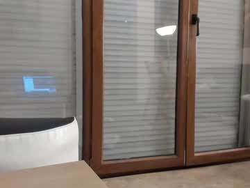 webcam girl hotel77777 live cam image #2136623