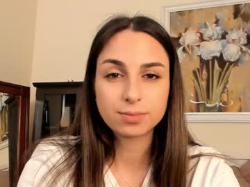 webcam girl emeliameadows live cam image #7004327