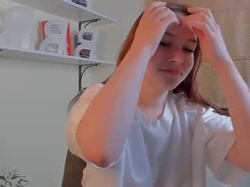 webcam girl aliceyoune live cam image #5217832