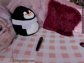 webcam girl lika_moon live cam image #5444597