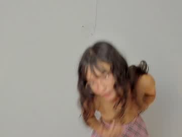 webcam girl little_effy18 live cam image #4789885