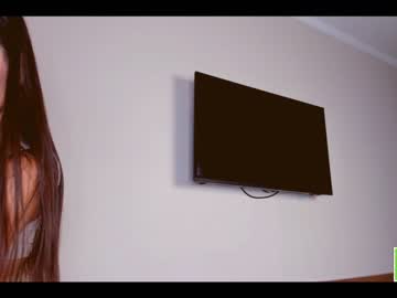 webcam girl amandamedrano live cam image #4834778