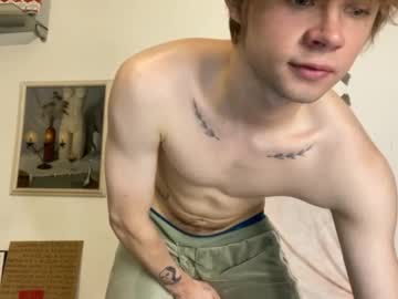 webcam man eitanhere live cam image #9643777