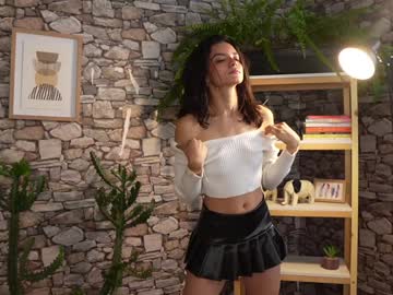 webcam girl urcutelinda live cam image #10602863