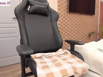 webcam girl lika_moon live cam image #1816560