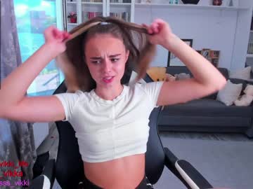 webcam girl misss_vikki live cam image #2748664