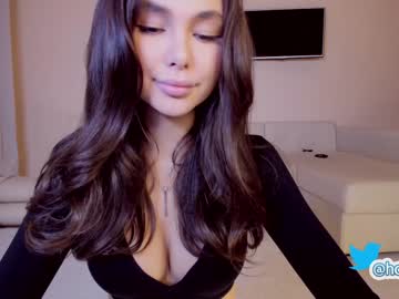 webcam girl hollyextra live cam image #4748175