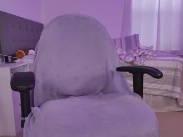 webcam girl cherryvonfairy live cam image #12272107
