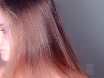 webcam girl lola_jd live cam image #8495367