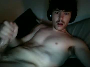 webcam man manwithaweapon live cam image #857011