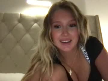 webcam girl sophievip live cam image #12156735