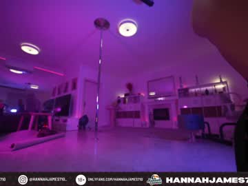 webcam girl hannahjames710 live cam image #4083237