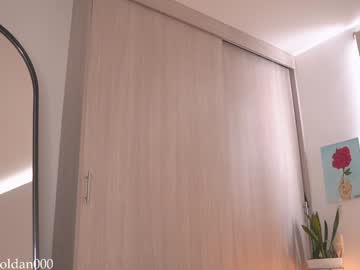 webcam girl laura_roldan live cam image #11165681