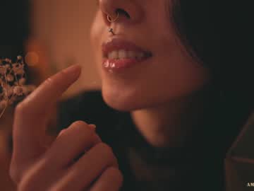webcam girl ambientink live cam image #4360770