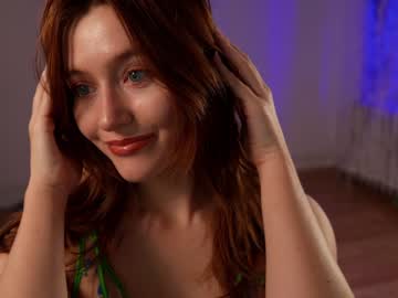 webcam girl alisonrouge live cam image #8162278