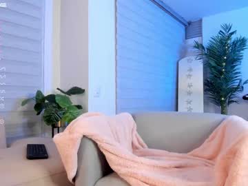 webcam girl gigi_ulala live cam image #5002530