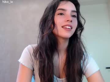 webcam girl nika_la_sun live cam image #5717392