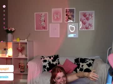 webcam girl maya_blonde18 live cam image #11726312