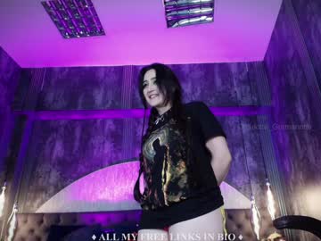 webcam girl charlotte_germanotta_ live cam image #10795366