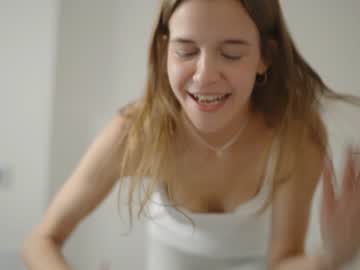 webcam girl eli_sun live cam image #8252273
