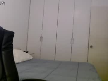 webcam girl dronae live cam image #5103867