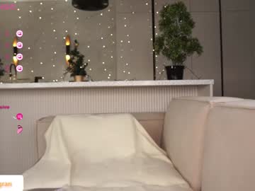 webcam girl my_eyes_higher live cam image #11345666