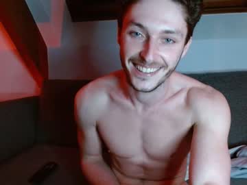 webcam man nice_2_meet_you live cam image #1401694