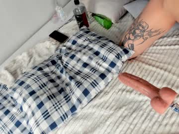 webcam girl lil_angell_ live cam image #4341439
