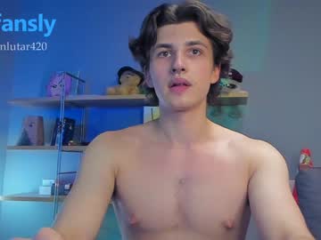 webcam man martinlutar420 live cam image #3075147