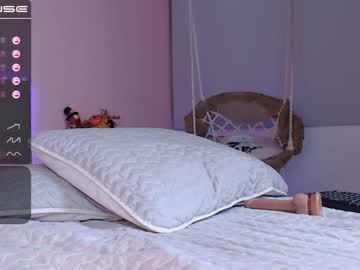 webcam girl little_effy18 live cam image #683279