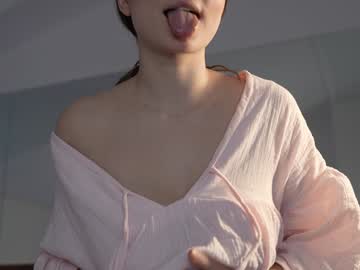 webcam girl floret_joy live cam image #12096748
