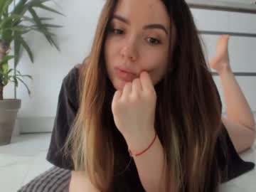 webcam girl meryfoxxx live cam image #3187705