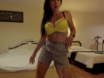 webcam girl victorias_world live cam image #11839831