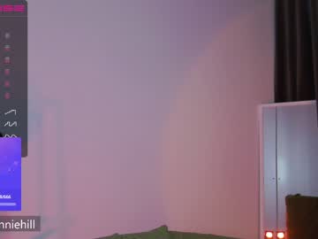 webcam girl anniehillofficial_ live cam image #6646753