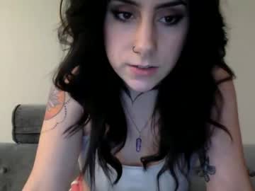 webcam girl hollywilder live cam image #1441296
