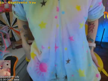 webcam girl _biscuitty live cam image #2531165