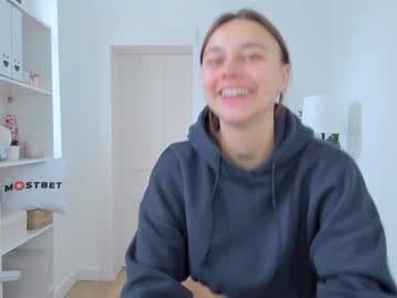 webcam girl eleonora_linn_ live cam image #10633220