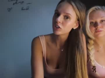 webcam couple prettypoliteladies live cam image #6531958