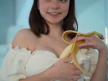 webcam girl floret_joy live cam image #7478184