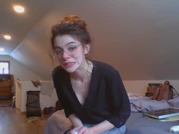 webcam girl rosegold18 live cam image #8321276