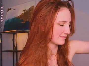 webcam girl lynnalltop live cam image #10382641