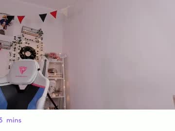 webcam girl vivian_qwerty live cam image #11822118