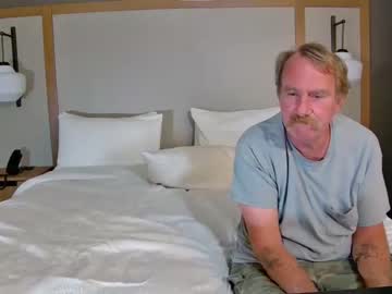 webcam couple alice_and_daddy live cam image #731324