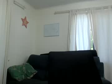 webcam girl lil_miss_naughty live cam image #5695913