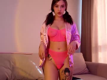 webcam girl angella_kleee live cam image #8544814